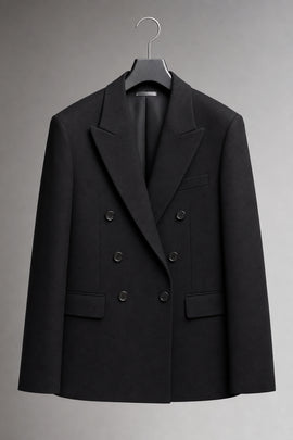 The Art of Minimalist Fashion: Building a Timeless Wardrobe